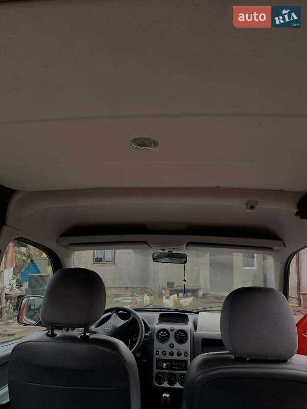 Мінівен Citroen Berlingo 2006 в Володимирці