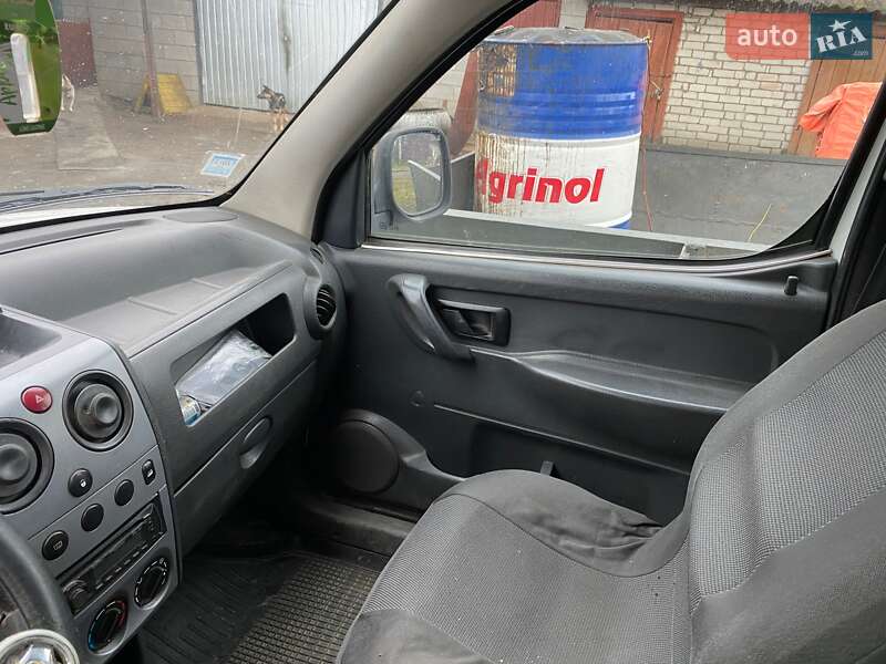 Минивэн Citroen Berlingo 2005 в Ровно фото 8 Минивэн Citroen Berlingo 2005 в Ровно
