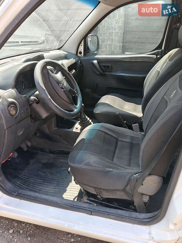 Минивэн Citroen Berlingo 2003 в Звягеле