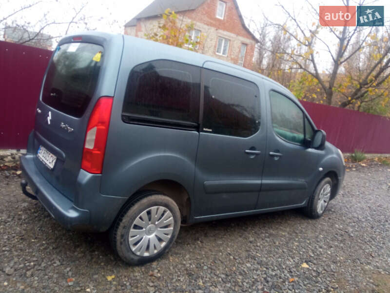 Минивэн Citroen Berlingo 2010 в Каменец-Подольском