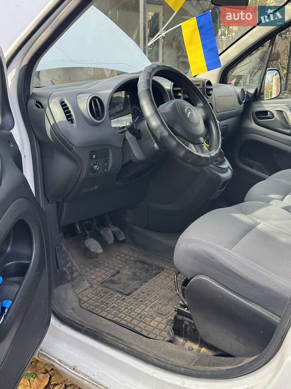 Грузовой фургон Citroen Berlingo 2012 в Киеве