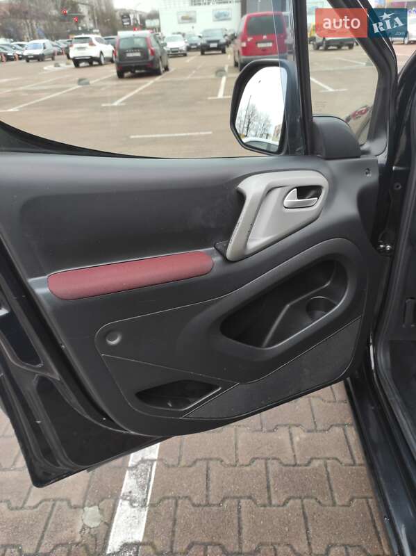 Мінівен Citroen Berlingo 2011 в Житомирі