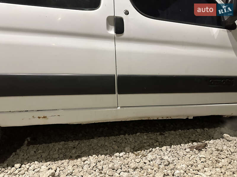 Вантажний фургон Citroen Berlingo 2005 в Збаражі