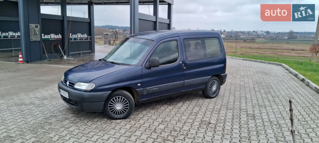 Сітроен берлінго
2.0 hdi
турбо дизель
пасажир
ходова зроблена
Будь яке переоформлення
не качає насос в баку, не йде соляра до тнвд, машина перестала заводитися