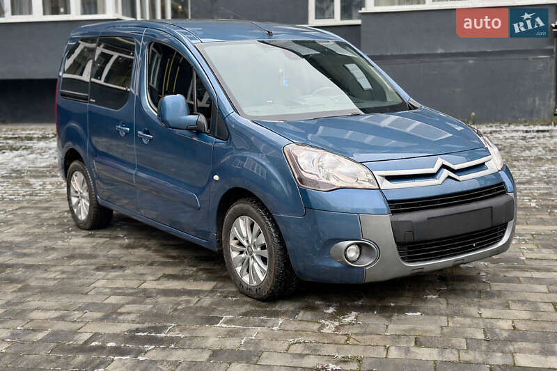 Минивэн Citroen Berlingo 2009 в Ахтырке