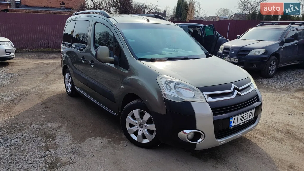 2010 Citroen Berlingo - мініатюра 13