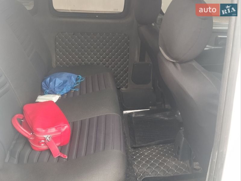 Мінівен Citroen Berlingo 2006 в Ярмолинцях