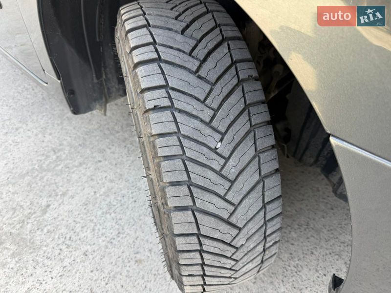 Грузовой фургон Citroen Berlingo 2017 в Львове