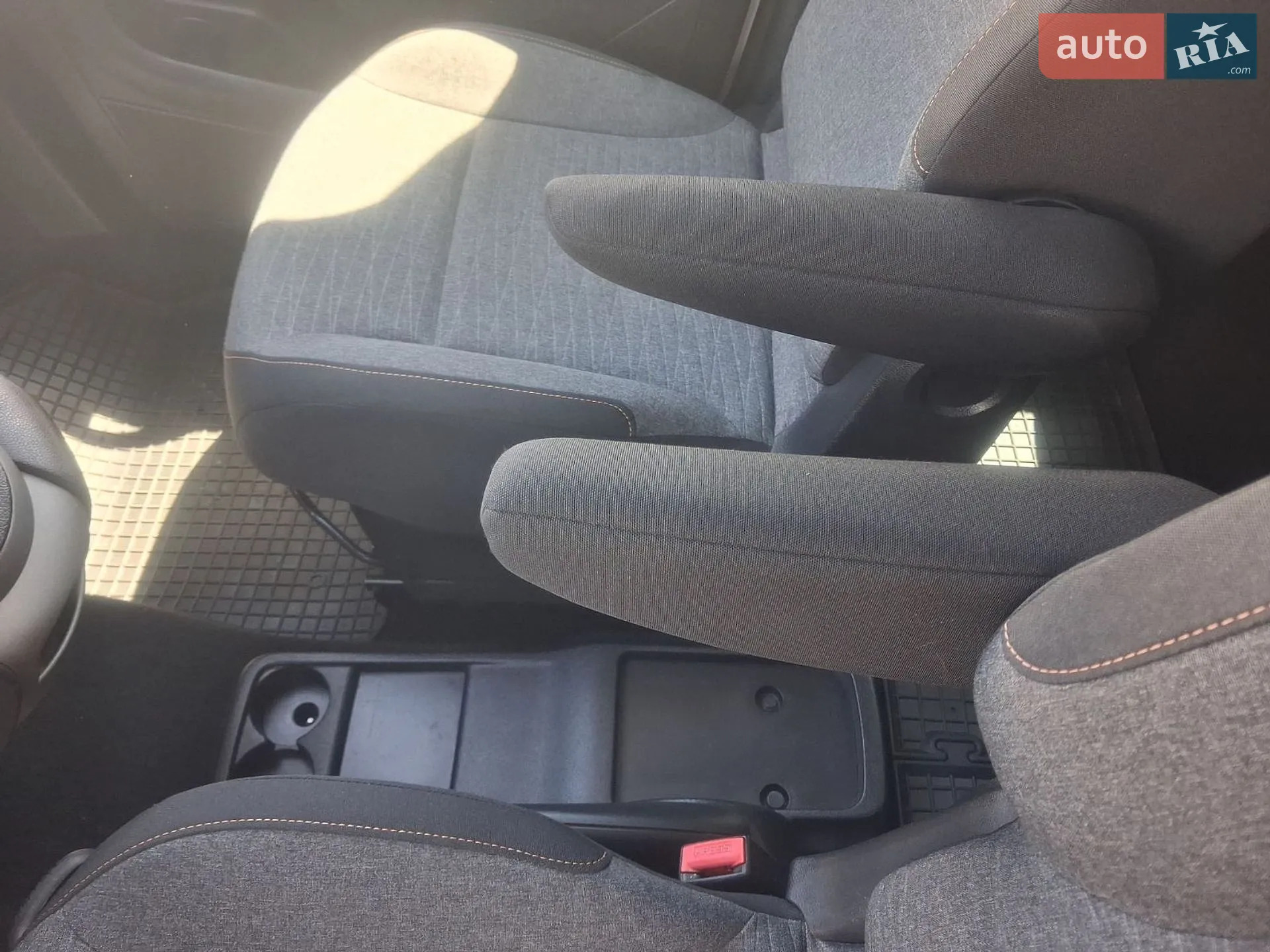 2015 Citroen Berlingo - мініатюра 25