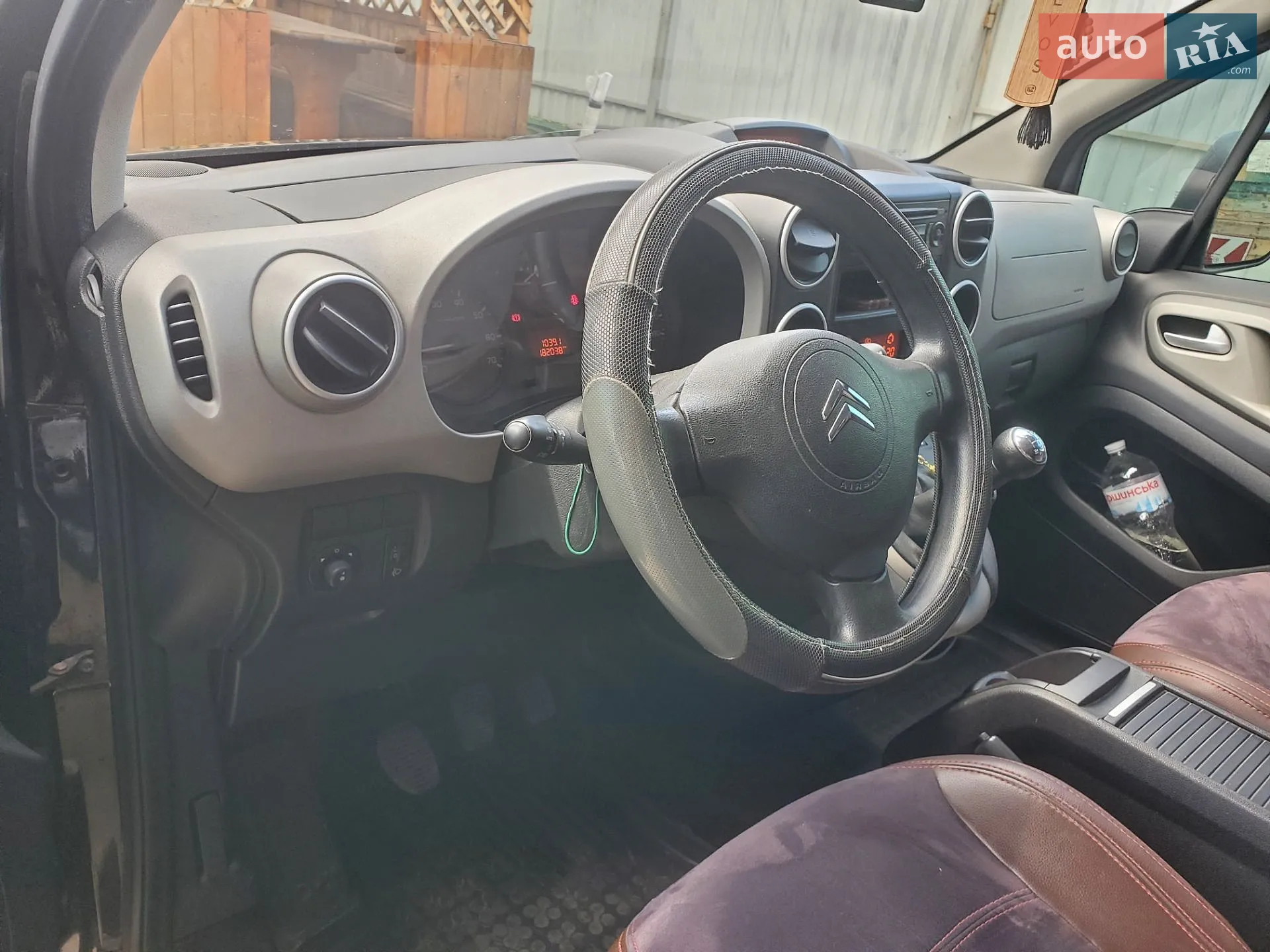 2011 Citroen Berlingo - мініатюра 24