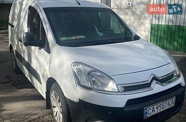 Вантажний фургон Citroen Berlingo 2013 в Умані