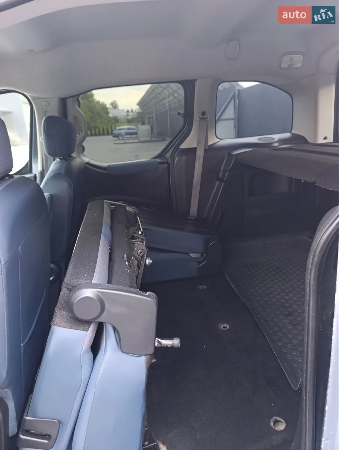 2011 Citroen Berlingo - мініатюра 24