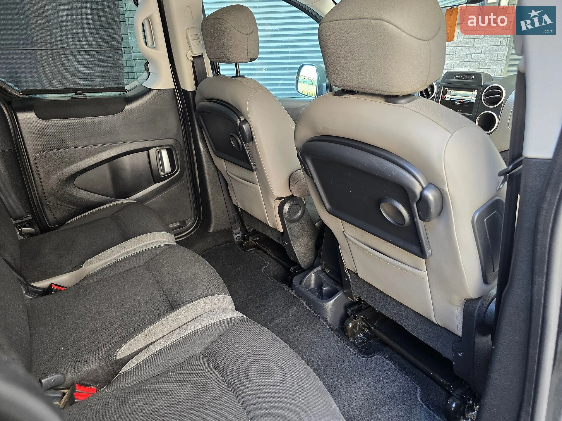2015 Citroen Berlingo - мініатюра 46
