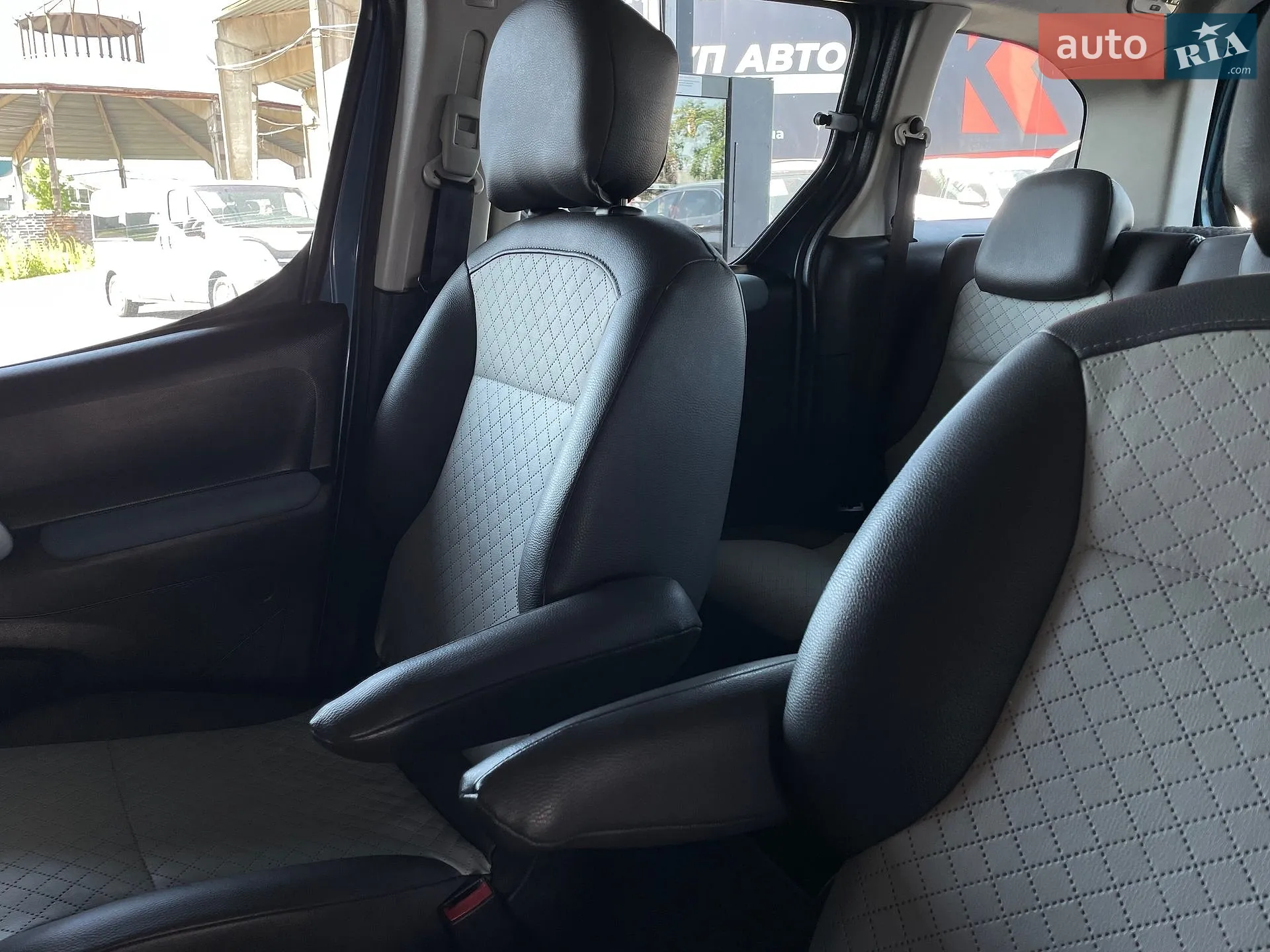2013 Citroen Berlingo - мініатюра 38