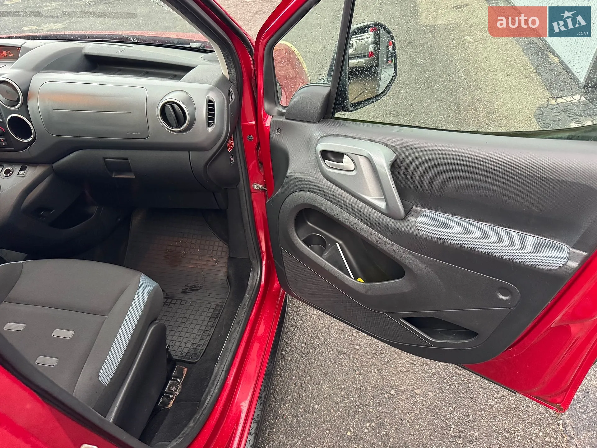 2011 Citroen Berlingo - мініатюра 27