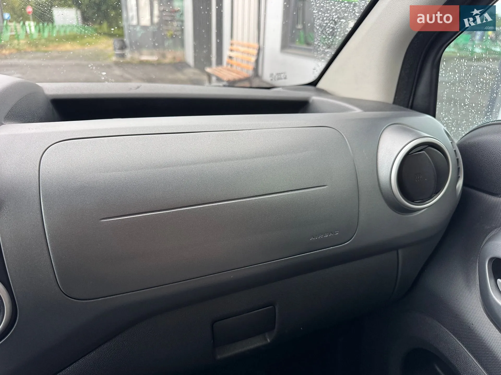 2011 Citroen Berlingo - мініатюра 40