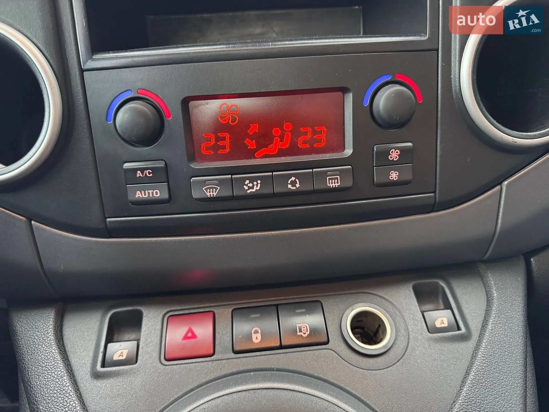 2011 Citroen Berlingo - мініатюра 42