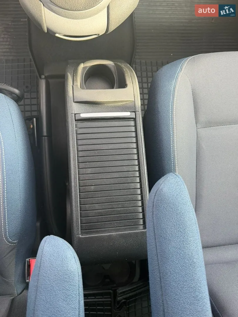 2010 Citroen Berlingo - мініатюра 13