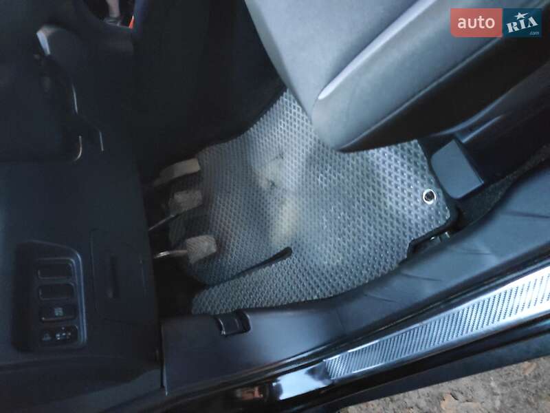 Позашляховик / Кросовер Citroen C-Crosser 2008 в Сумах фото 24 Позашляховик / Кросовер Citroen C-Crosser 2008 в Сумах