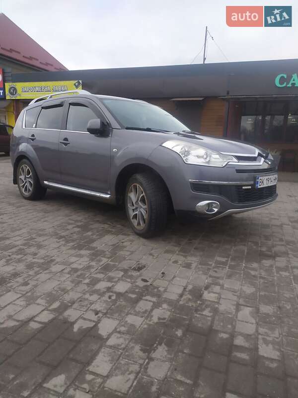 Позашляховик / Кросовер Citroen C-Crosser 2011 в Ратному