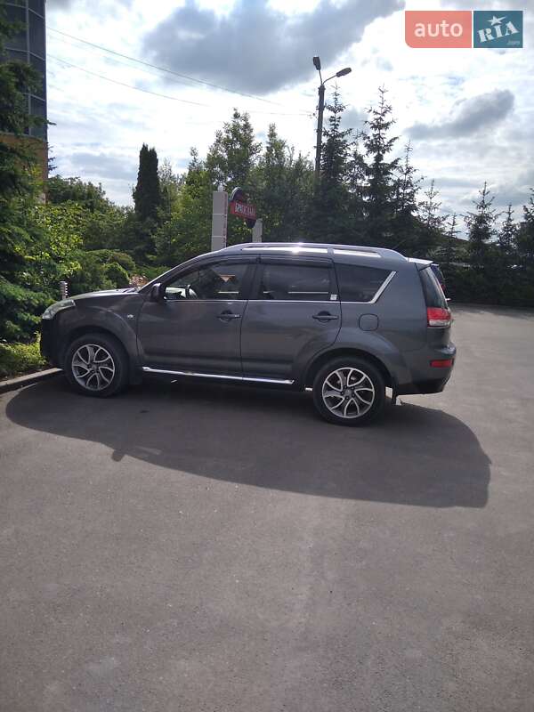 Позашляховик / Кросовер Citroen C-Crosser 2007 в 