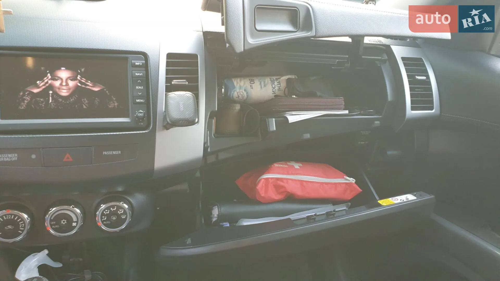 2012 Citroen C-Crosser - мініатюра 33