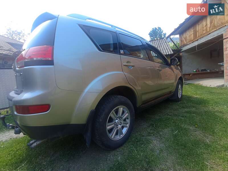 Позашляховик / Кросовер Citroen C-Crosser 2007 в Вижниці фото 7 Позашляховик / Кросовер Citroen C-Crosser 2007 в Вижниці