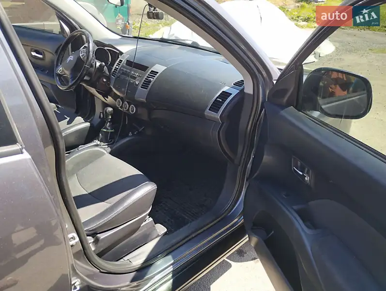 Внедорожник / Кроссовер Citroen C-Crosser 2008 в 
