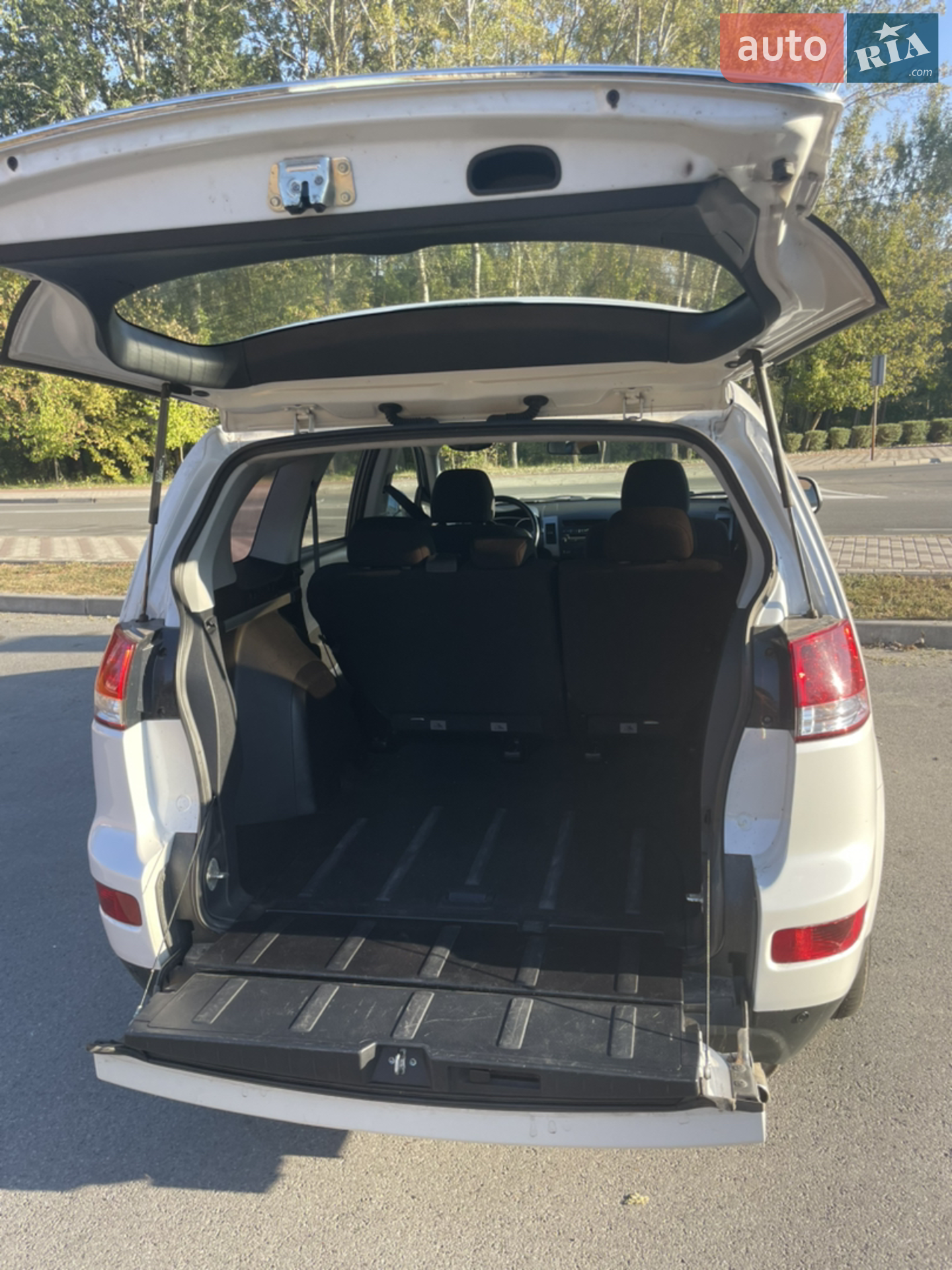 2010 Citroen C-Crosser - мініатюра 14