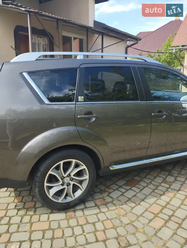 Citroen C-Crosser 2010 VIN VF7VV4HNHAZ904115 фото оголошення 4 з 42