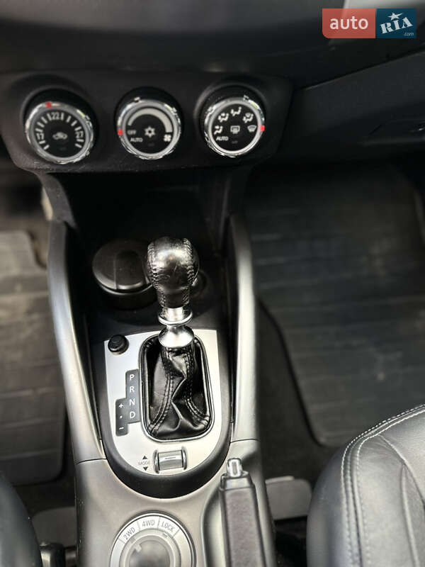 Внедорожник / Кроссовер Citroen C-Crosser 2011 в Долине