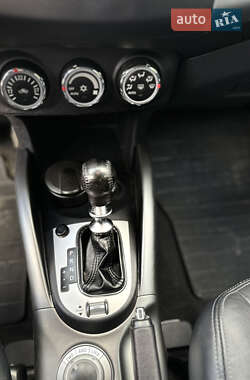 Внедорожник / Кроссовер Citroen C-Crosser 2011 в 