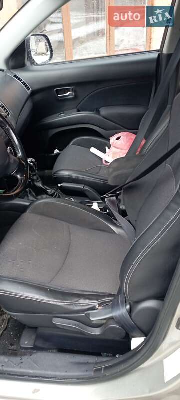 Позашляховик / Кросовер Citroen C-Crosser 2007 в Вижниці фото 14 Позашляховик / Кросовер Citroen C-Crosser 2007 в Вижниці