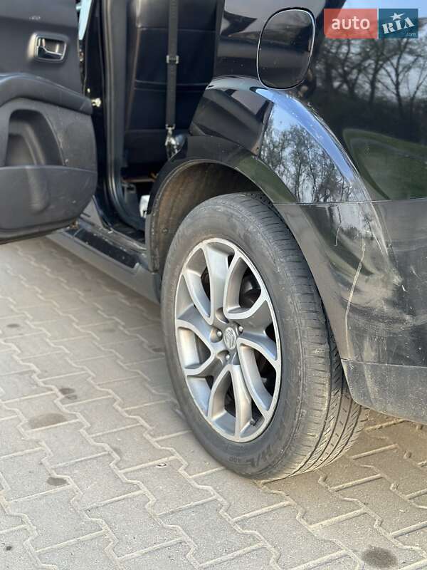 Позашляховик / Кросовер Citroen C-Crosser 2012 в Немирові