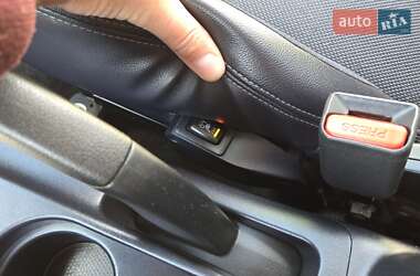 Внедорожник / Кроссовер Citroen C-Crosser 2010 в 