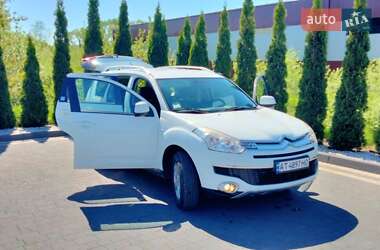 Позашляховик / Кросовер Citroen C-Crosser 2010 в 
