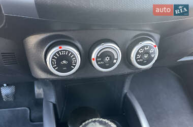 Внедорожник / Кроссовер Citroen C-Crosser 2008 в 