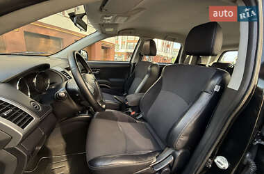 Позашляховик / Кросовер Citroen C-Crosser 2010 в 