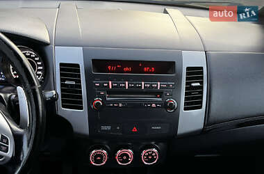 Внедорожник / Кроссовер Citroen C-Crosser 2011 в 