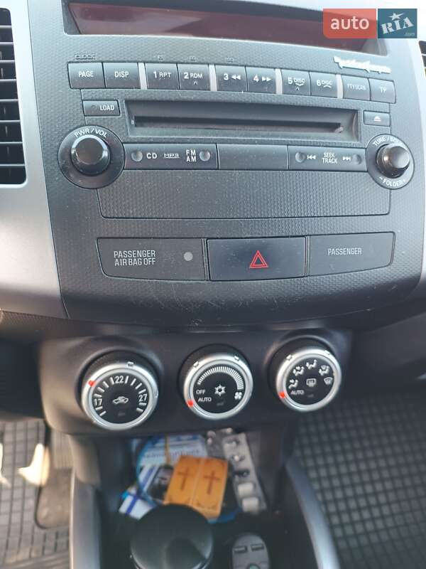 Позашляховик / Кросовер Citroen C-Crosser 2008 в Житомирі фото 12 Позашляховик / Кросовер Citroen C-Crosser 2008 в Житомирі