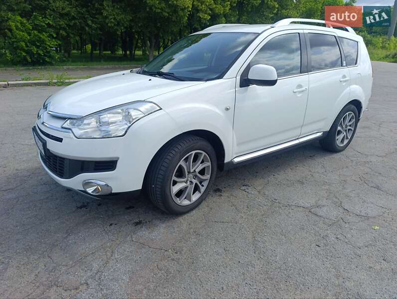 Citroen C-Crosser