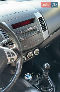 Внедорожник / Кроссовер Citroen C-Crosser 2009 в 