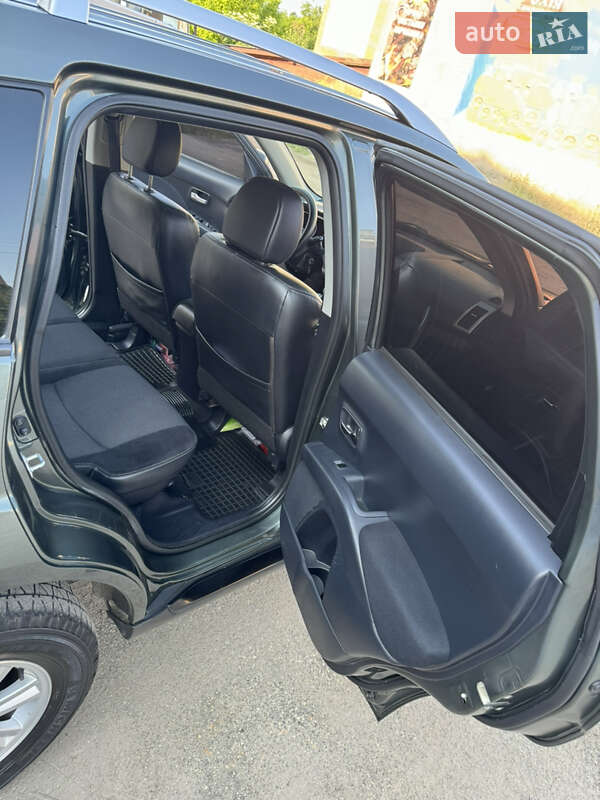 Позашляховик / Кросовер Citroen C-Crosser 2008 в Хмельницькому