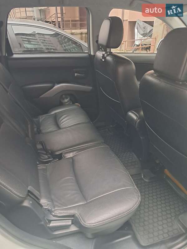 Позашляховик / Кросовер Citroen C-Crosser 2010 в Івано-Франківську