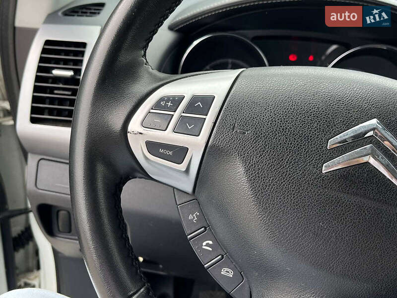 Внедорожник / Кроссовер Citroen C-Crosser 2011 в Львове фото 20 Внедорожник / Кроссовер Citroen C-Crosser 2011 в Львове