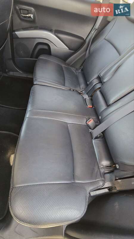 Позашляховик / Кросовер Citroen C-Crosser 2010 в Чернігові
