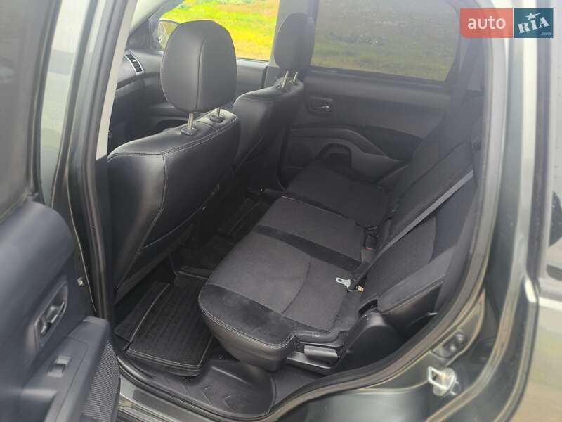 Позашляховик / Кросовер Citroen C-Crosser 2008 в Києві