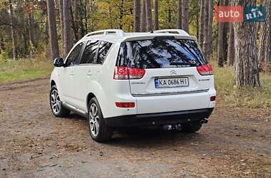Позашляховик / Кросовер Citroen C-Crosser 2010 в 