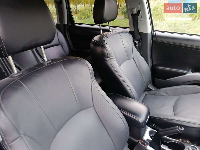 Позашляховик / Кросовер Citroen C-Crosser 2012 в Рівному фото 42 Позашляховик / Кросовер Citroen C-Crosser 2012 в Рівному