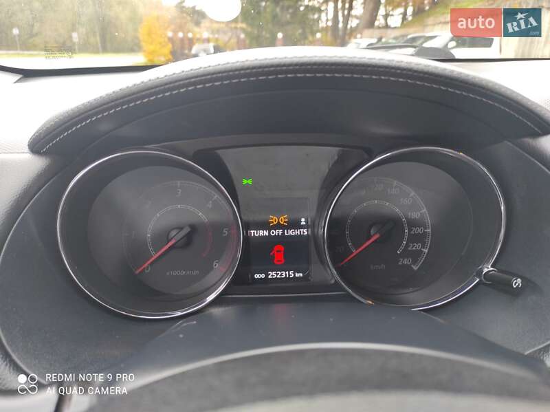 Внедорожник / Кроссовер Citroen C-Crosser 2010 в Луцке фото 8 Внедорожник / Кроссовер Citroen C-Crosser 2010 в Луцке